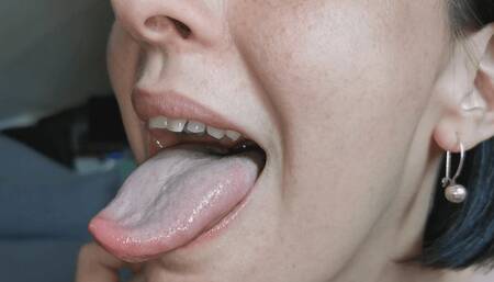 wet tongue up close