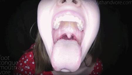 The Trainee Giantess