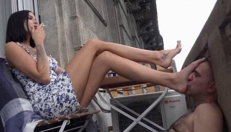 REA - City Queen - Footstool, Smoking, Legs Crossing And Ignore At The Balcony (1080p)