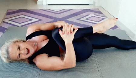 BLACK LEGGINGS WORKOUT - HD