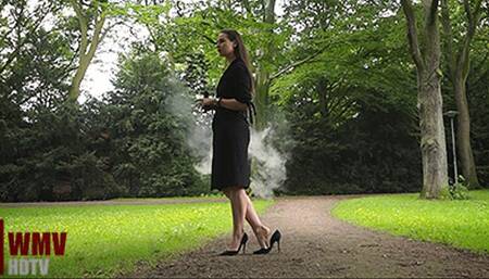 Shoeplay with well-worn Pumps (HDTVWMV) – Lady Iveta