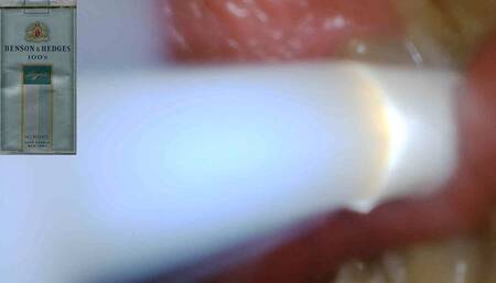 Benson & Hedges lights menthol 100s inside