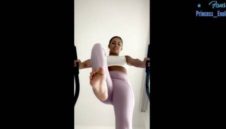 ENOLA - YOUR FACE , MY TRAMPOLINE - HARD FACE STANDING AND FACE BUSTING SLAVE'S POV!