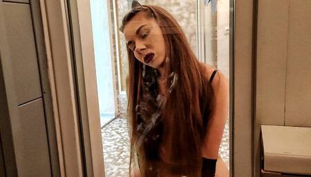 Cat sniffing glass (pig nose)