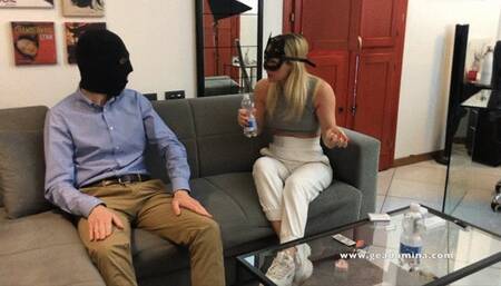 GEA DOMINA- You lost your bet, now you have to smell my feet !