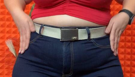 Thick thighs in tight jeans