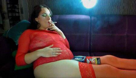 Pregnant smoker and belly kicks