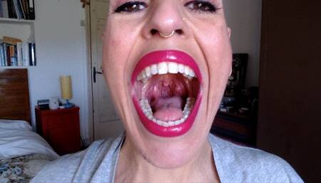 big gummibear swallow