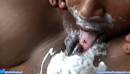 Emilia Likes Her Pussy Wet And Messy WMV