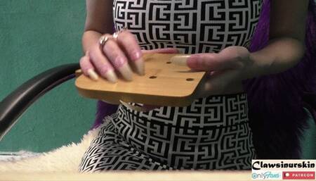 Nails In Action - claws scratching wood