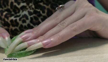 Scratching and clawing dry kiwi