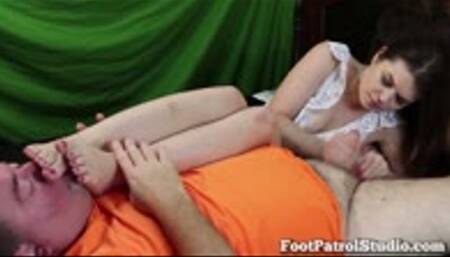 Foot Smelling Handjob with Anastasia Rose - MP4 (HD720p)