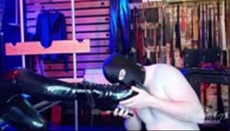 Playing With My Toy: End of Session Worship & His First Ballbusting