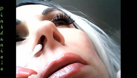 Admire my ears, lips and nose