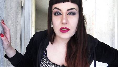 Vuotati le palle mentre bestemmio pervertito