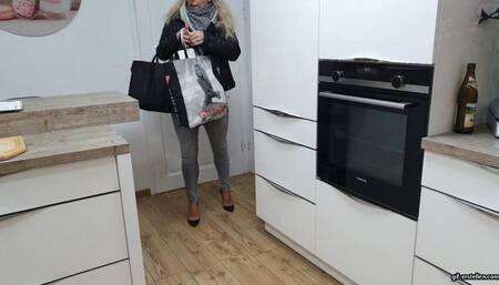 dirty smelly pantyhose feet in Louboutin so Kate HD mp4 1920x1080