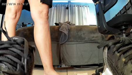 Open robe Under computer desk cam