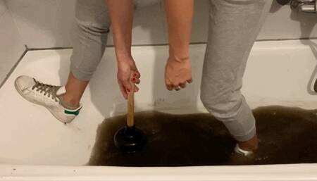 WET SNEAKERS IN A BATH TUB FIXING THE DRAIN **CUSTOM CLIP** - MP4 HD
