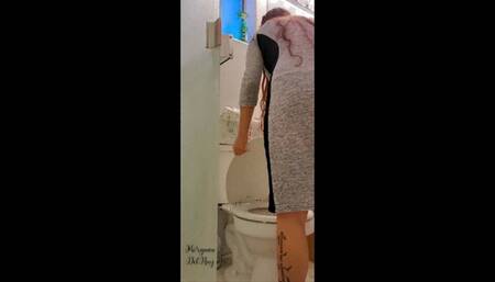 Grey Dress Bathroom Break HD MP4