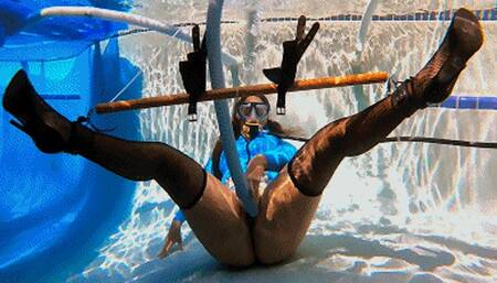 I wanna try some underwater bondage part 2