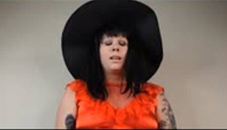 Lydia Deetz GROWTH TRANSFORMATION! Turned into GIANTESS accidentally by Beetlejuice MP4 640