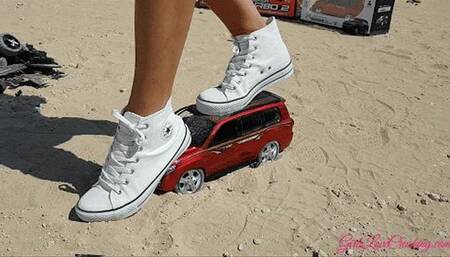 Anastasija 26 - Crushing large SUV WMV