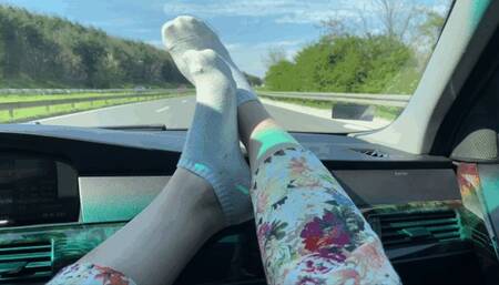 FEET ON A CAR DASHBOARD - MP4 Mobile Version