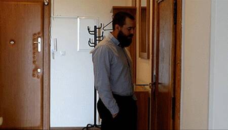 Paco Paddled for Preening