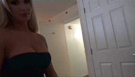 [family Therapy] Olivia Fox - Step Moms Strange Dream