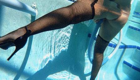 I wanna try some underwater bondage (FULL video, parts 1 2 3)