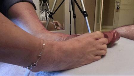 Ruined Barefoot Footjob - FULL HD 1080p