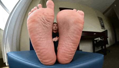Huge beauitful BBW massive soles!  - MOV