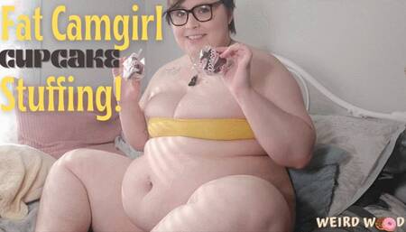 Fat Camgirl Cupcake Stuffing - MP4