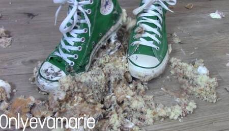 Dirty Converse Licker