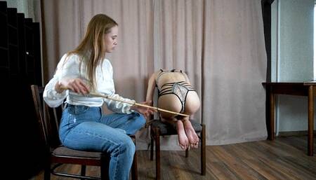 Dominic plays with the body of a sensitive bitch (HD 720p MP4)