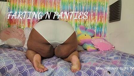 FARTING N PANTIES