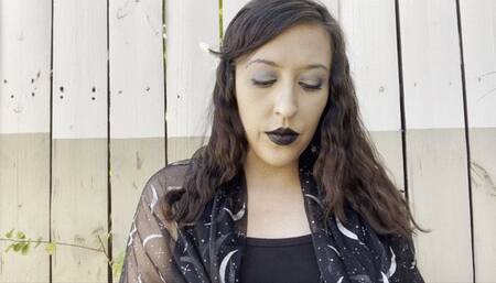 Witchy Goth Goddess D Smoking a Virginia Slims 120