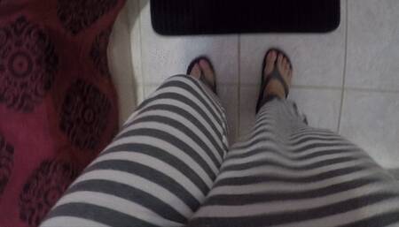 Cold out Sweat pant pov hot diarrhea TOILET FETISH