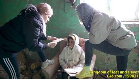 Isabella is fed a book of slave worship (FULL HD MP4)