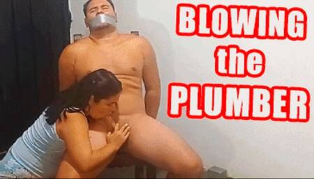 Daniela Diaz: Blowing The Plumber (wmv)