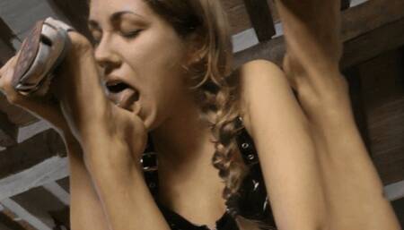 Ivy la fotografa feticista - Ivy: a fetishist photographer ( FOOT FETISH )