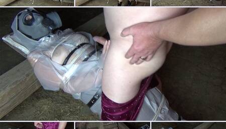 Long-term bondage (raincoat, sauna pants, wellies  and gas mask)