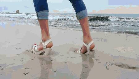Walk to the sea in heels AVI(1280x720)FHD