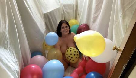 GILF Loves Balloons