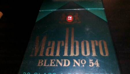 MARLBORO Blend 54 inside