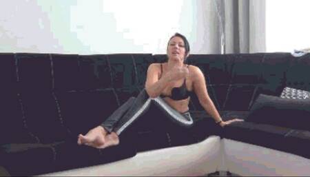 Jerk off on my ass in yoga pants Sb