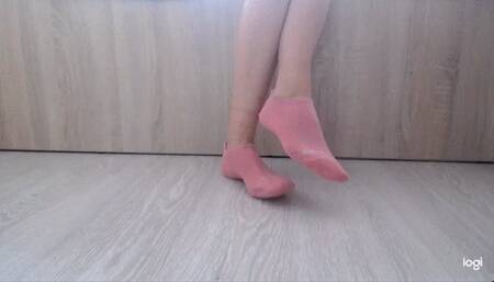 7 minutes of my flat pink socks to cam mp4