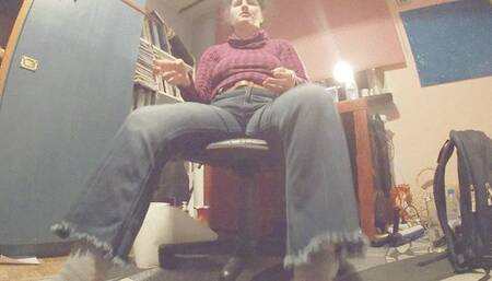 Bare foot hiccups, loud mouth