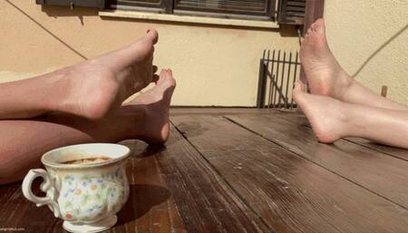 DIRTY SOLES ON THE TABLE - MP4 HD