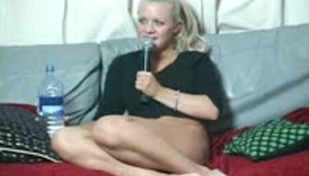 Nicki's Live webcam 9th Dec 2007